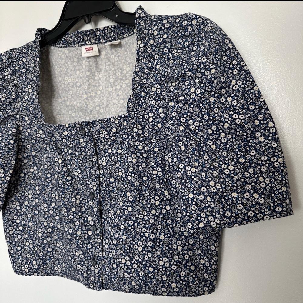 Levi's Women’s Blouse Size Large Navy Floral Cotton Square Neck Cropped NWOT - Picture 5 of 7